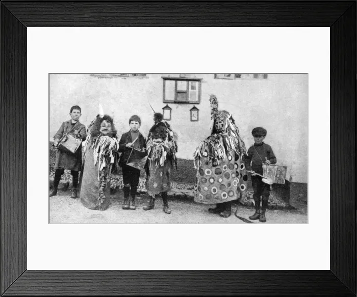 Framed Print : Hobby-horse, May Day ceremonies, Somerset, c1922 Framed Print : Hobby-horse, May Day ceremonies, Somerset, c1922