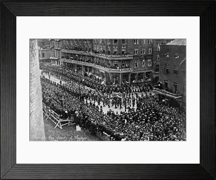 Framed Print : Funeral procession of King Edward VII, Windsor, Berkshire, 1910 Framed Print : Funeral procession of King Edward VII, Windsor, Berkshire, 1910