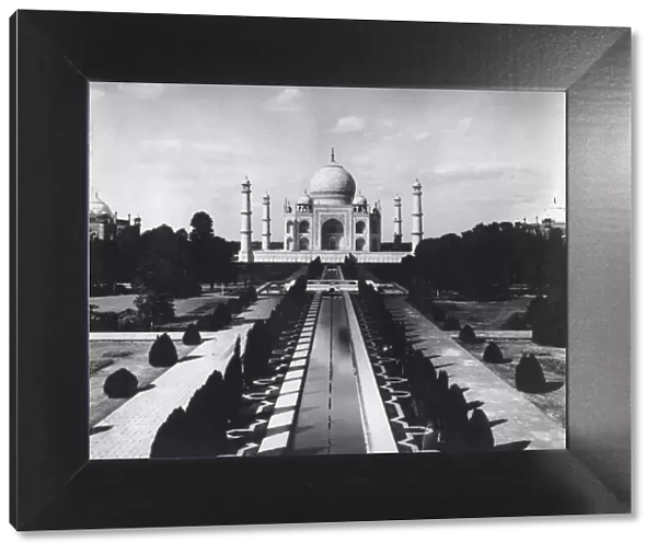 Taj Mahal, Agra, Uttar Pradesh, India, late 19th or early 20th century
