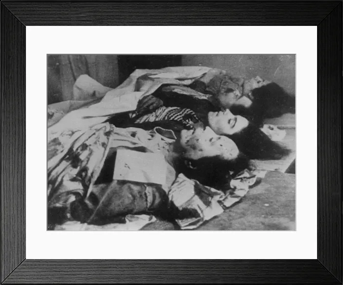 Framed Print : Bodies laid out after being machine-gunned, Barcelona, Spain, Spanish Civil War, c1936-c1939 Framed Print : Bodies laid out after being machine-gunned, Barcelona, Spain, Spanish Civil War, c1936-c1939