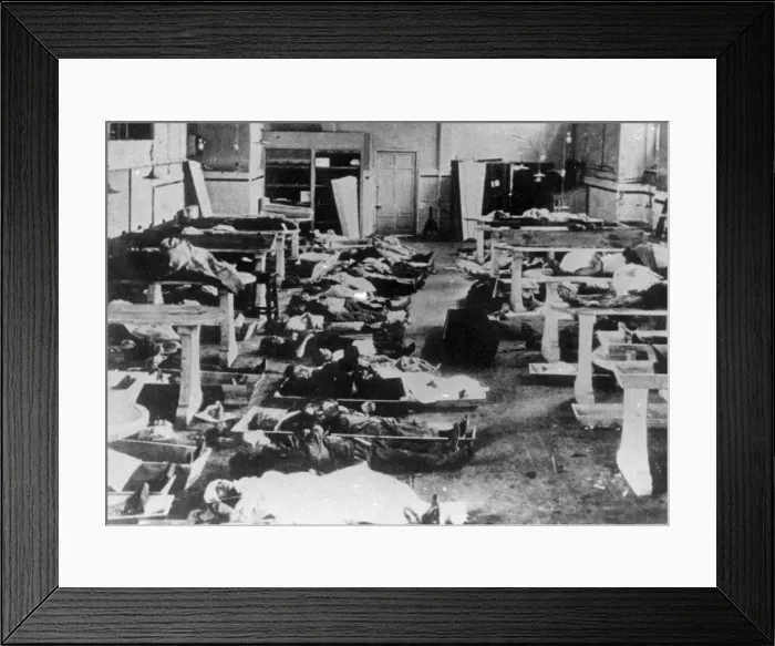 Framed Print : The mortuary, Barcelona, Catalonia, Spain, Spanish Civil War, c1936-c1939