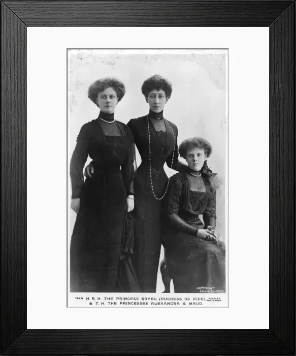 Framed Print : The Duchess Royal (Duchess of Fife) and Princesses Alexandra and Maud, c1907-c1910(?). Artist: Lallie Charles Framed Print : The Duchess Royal (Duchess of Fife) and Princesses Alexandra and Maud, c1907-c1910(?). Artist: Lallie Charles
