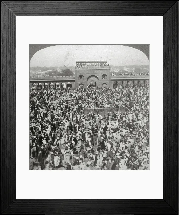 Framed Print : In the Court of the Jumma Mosque, Delhi, India, 1903. Artist: Underwood & Underwood Framed Print : In the Court of the Jumma Mosque, Delhi, India, 1903. Artist: Underwood & Underwood