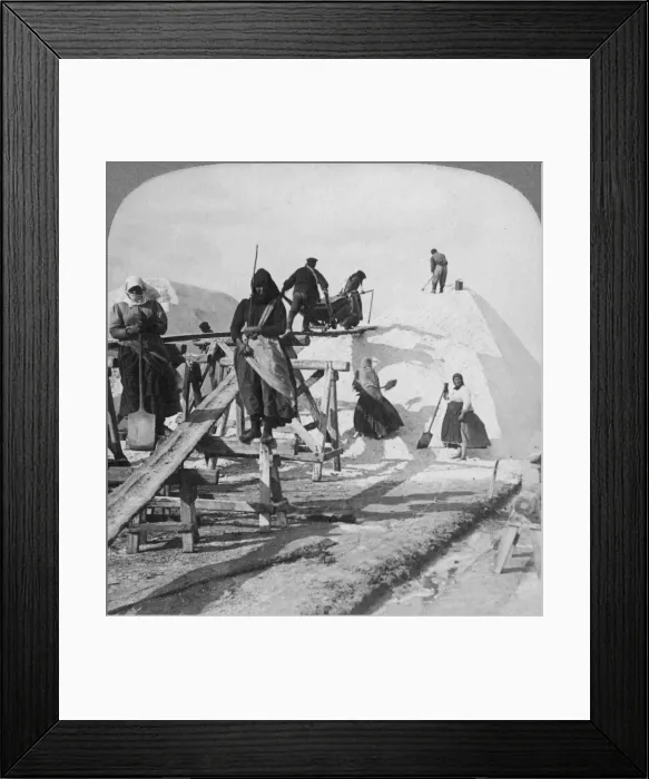 Framed Print : Stacking salt in the great salt fields of Solinen, Black Sea, Russia, 1898. Artist: Underwood & Underwood Framed Print : Stacking salt in the great salt fields of Solinen, Black Sea, Russia, 1898. Artist: Underwood & Underwood