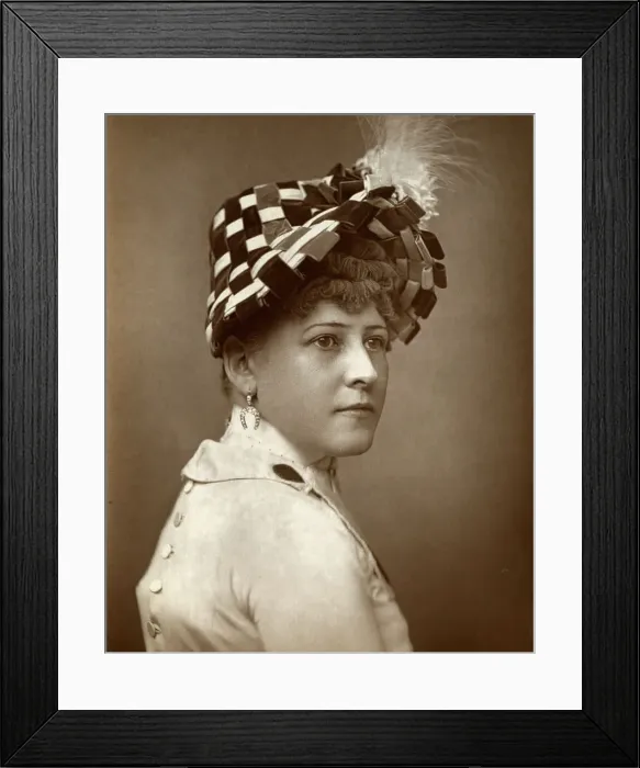 Framed Print : Kate Munroe, actress, 1883. Artist: St Jamess Photographic Co Framed Print : Kate Munroe, actress, 1883. Artist: St Jamess Photographic Co