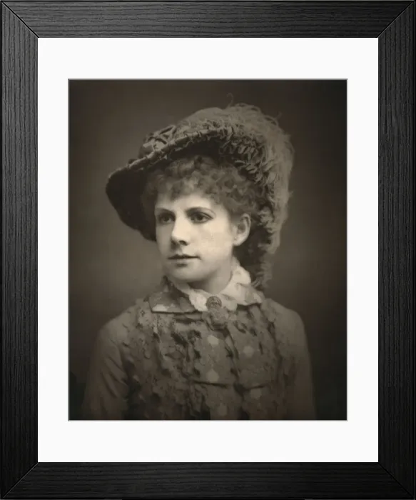 Framed Print : Alma Murray, British actress, 1882. Artist: London Stereoscopic & Photographic Co Framed Print : Alma Murray, British actress, 1882. Artist: London Stereoscopic & Photographic Co