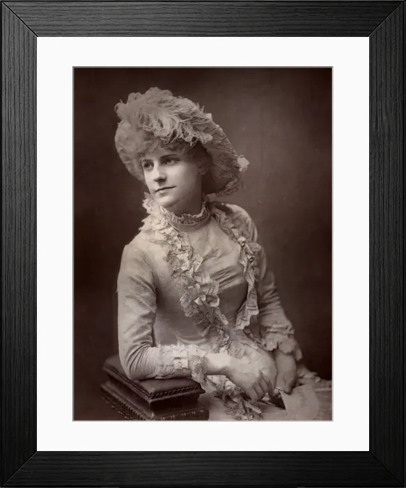 Framed Print : Violet Cameron, British actress, 1882. Artist: London Stereoscopic & Photographic Co Framed Print : Violet Cameron, British actress, 1882. Artist: London Stereoscopic & Photographic Co