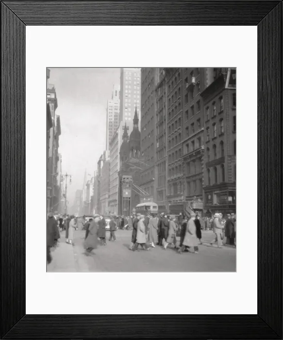 Framed Print : 5th Avenue, New York City, USA, 20th century. Artist: J Dearden Holmes Framed Print : 5th Avenue, New York City, USA, 20th century. Artist: J Dearden Holmes