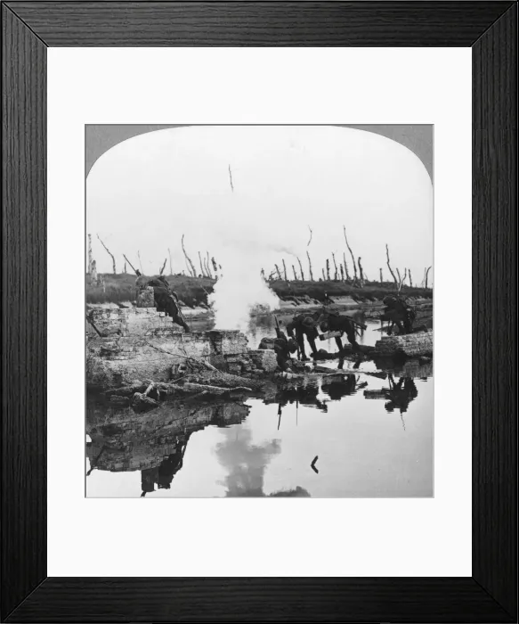 Framed Print : British troops on the Yser Canal, Flanders, Belgium, World War I, c1914-c1918. Artist: Realistic Travels Publishers Framed Print : British troops on the Yser Canal, Flanders, Belgium, World War I, c1914-c1918. Artist: Realistic Travels Publishers