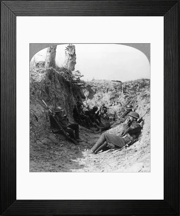Framed Print : Troops waiting in a trench near Arras, France, World War I, c1914-c1918. Artist: Realistic Travels Publishers Framed Print : Troops waiting in a trench near Arras, France, World War I, c1914-c1918. Artist: Realistic Travels Publishers