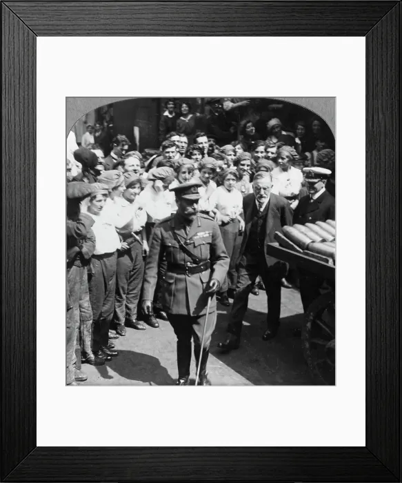 Framed Print : His Majesty inspects the shells at Holmes and Co Ltd, Hull, Yorkshire, World War I, c1914-c1918. Artist: Realistic Travels Publishers Framed Print : His Majesty inspects the shells at Holmes and Co Ltd, Hull, Yorkshire, World War I, c1914-c1918. Artist: Realistic Travels Publishers