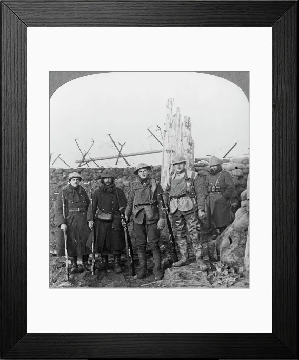 Framed Print : Lewis machine gunners, Hollebeke, Belgium, World War I, c1914-c1918. Artist: Realistic Travels Publishers Framed Print : Lewis machine gunners, Hollebeke, Belgium, World War I, c1914-c1918. Artist: Realistic Travels Publishers