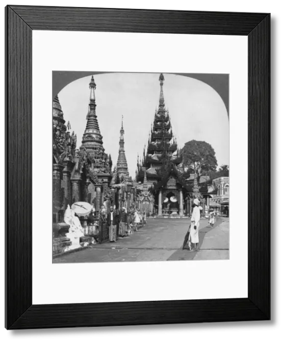 Framed Print : Along the platform to the southern ascent, Shwedagon Pagoda, Rangoon, Burma, 1908. Artist: Stereo Travel Co