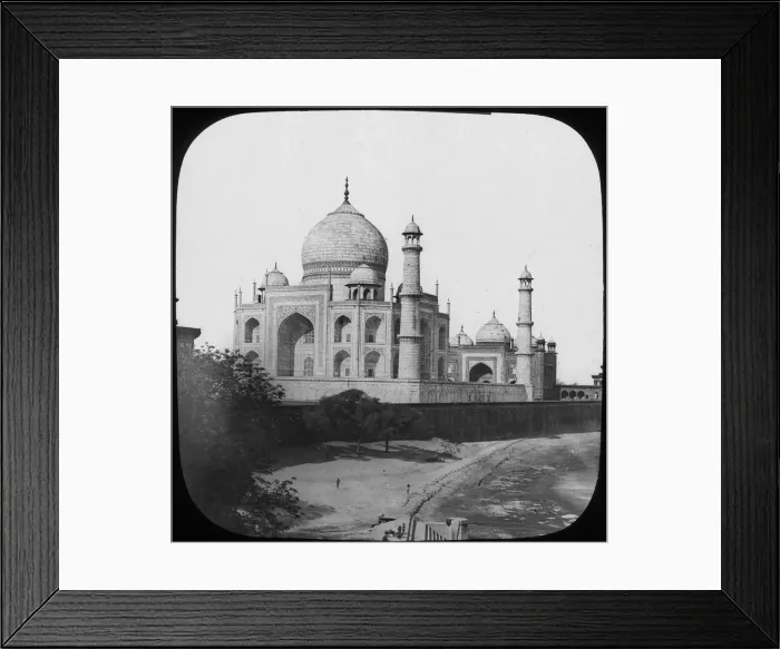 Framed Print : Taj Mahal, Agra, Uttar Pradesh, India, late 19th or early 20th century Framed Print : Taj Mahal, Agra, Uttar Pradesh, India, late 19th or early 20th century