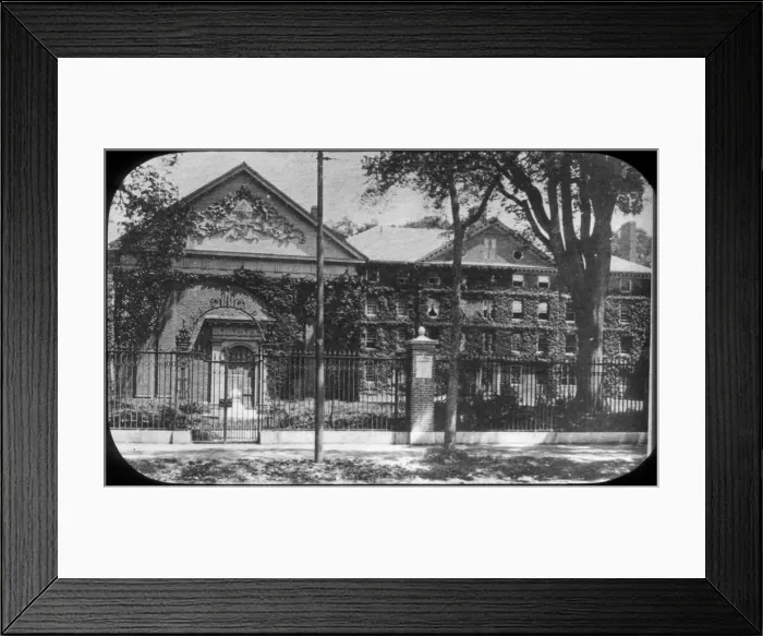 Framed Print : Harvard University, Cambridge, Massachusetts, USA, late 19th or early 20th century Framed Print : Harvard University, Cambridge, Massachusetts, USA, late 19th or early 20th century