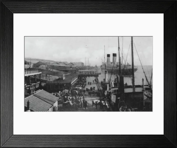 Framed Print : Landing Stage, Liverpool Docks