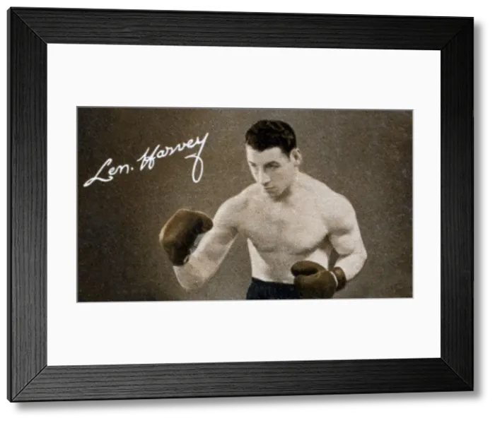 Framed Print : Len Harvey, light heavy weight boxing champion of Great Britain, 1935 Framed Print : Len Harvey, light heavy weight boxing champion of Great Britain, 1935