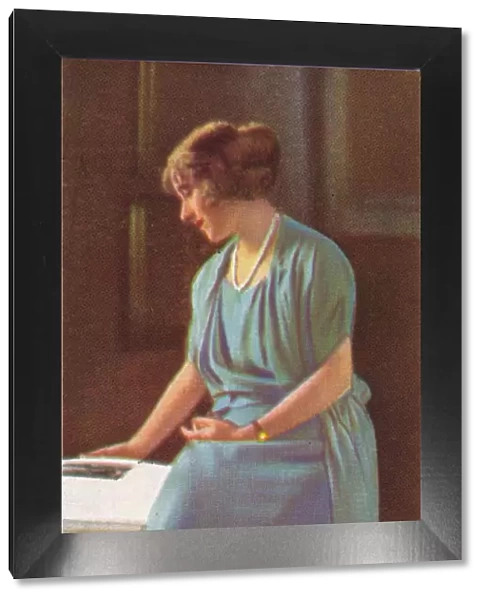 Lady Elizabeth Bowes-Lyons (1900-2002)