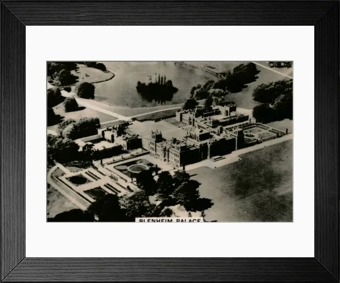 Framed Print : Aerial view of Blenheim Palace, 1939 Framed Print : Aerial view of Blenheim Palace, 1939