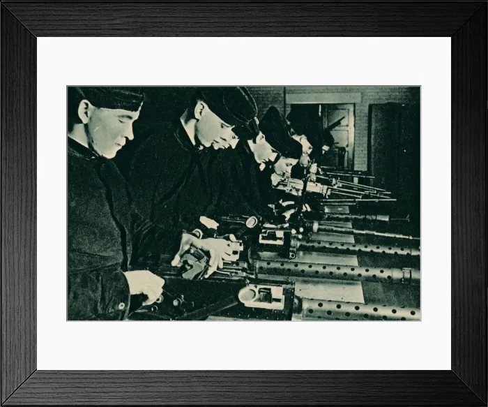 Framed Print : Armourers Assembling Aerial Guns, 1940 Framed Print : Armourers Assembling Aerial Guns, 1940