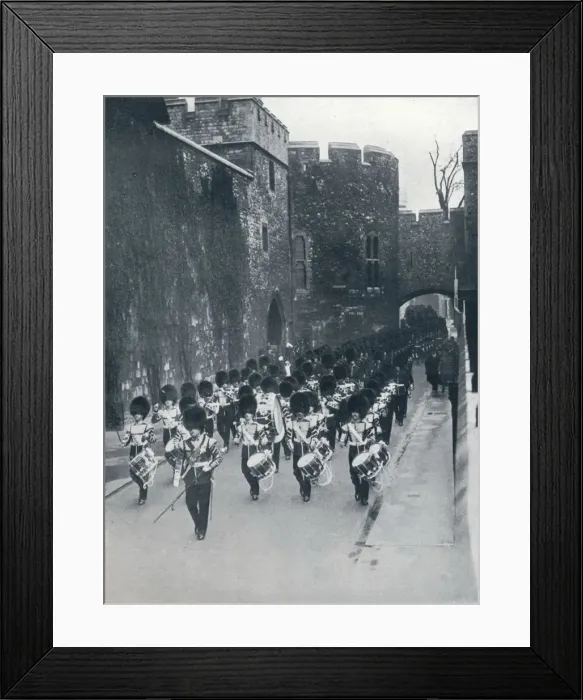 Framed Print : The Guards leaving the Tower of London, c1914 Framed Print : The Guards leaving the Tower of London, c1914