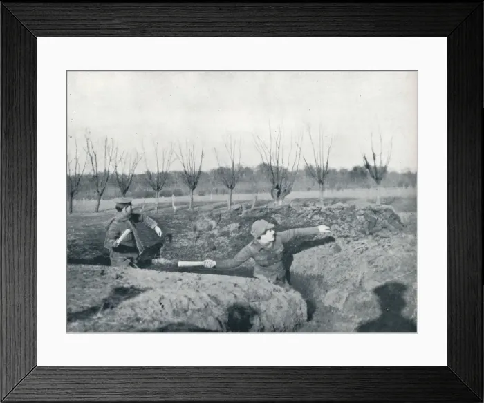 Framed Print : British soldiers practicing throwing hand grenades, c1914 Framed Print : British soldiers practicing throwing hand grenades, c1914