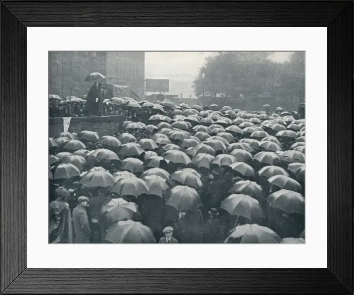 Framed Print : Meeting of London business men on Tower Hill, held after sinking of the Lusitania, c. 1915 Framed Print : Meeting of London business men on Tower Hill, held after sinking of the Lusitania, c. 1915