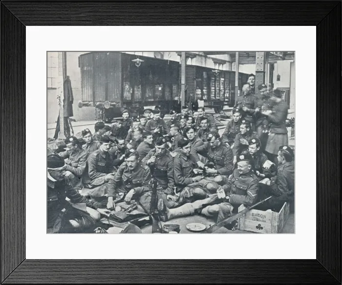 Framed Print : British troops having a meal in a French Railway Station, c1914 Framed Print : British troops having a meal in a French Railway Station, c1914