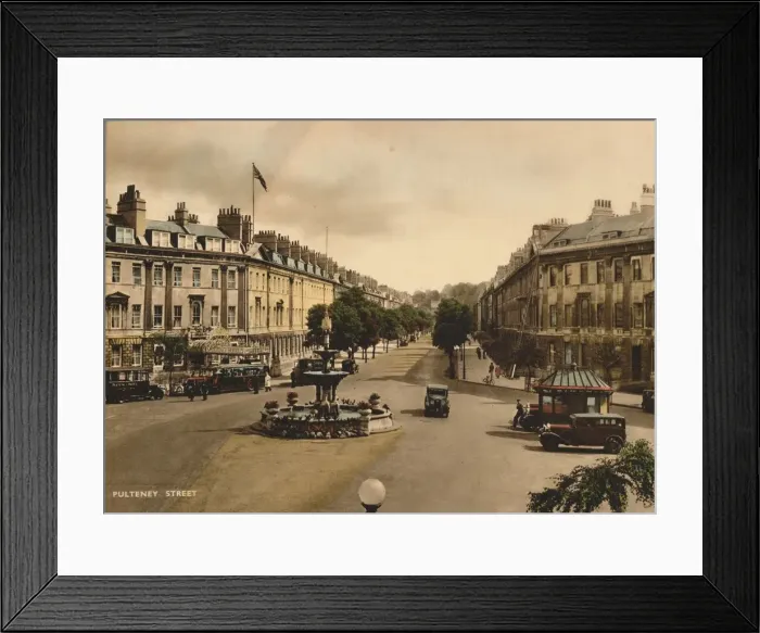Framed Print : Pulteney Street, Bath, Somerset, c1925 Framed Print : Pulteney Street, Bath, Somerset, c1925