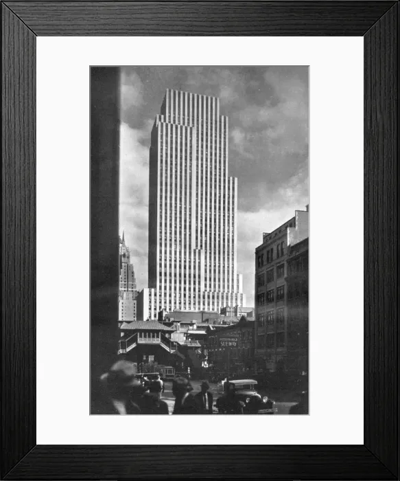 Framed Print : Daily News Building, New York City, 1933 Framed Print : Daily News Building, New York City, 1933