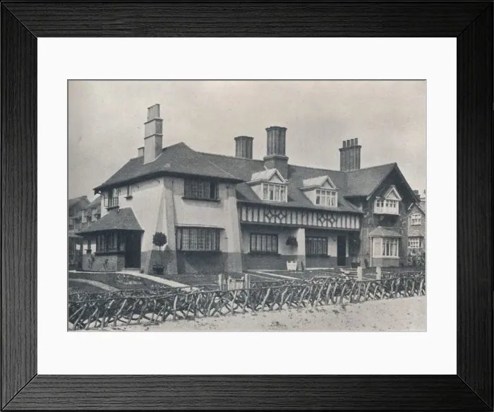 Framed Print : Bournville: cottages in Holly Grove by WA Harvey, c1900 (1901-1902) Framed Print : Bournville: cottages in Holly Grove by WA Harvey, c1900 (1901-1902)