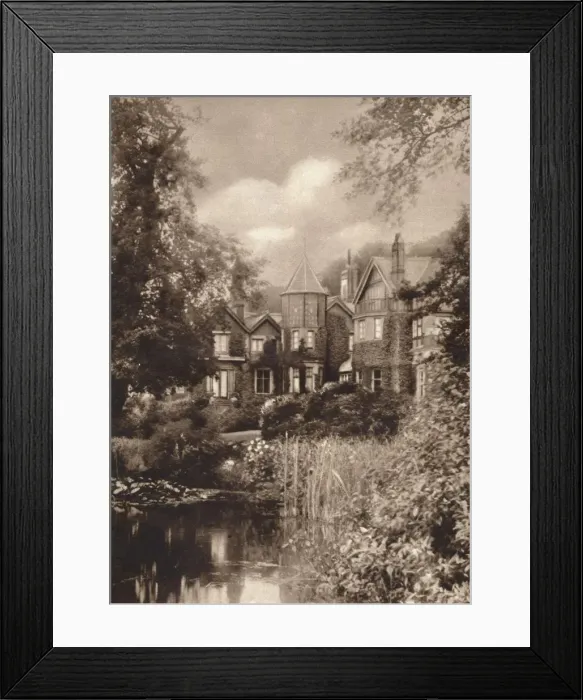 Framed Print : The Kings Birthplace, c1937 Framed Print : The Kings Birthplace, c1937
