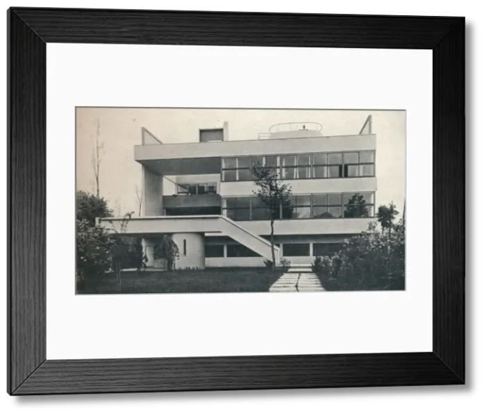 Framed Print : Private House at Garches, near Paris: Garden Front. Architects, Le Corbusier and Pierre Jeanneret
