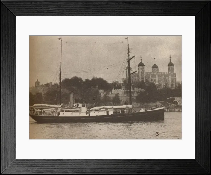 Framed Print : The Quest, in which Sir Ernest Shackleton set sail in September 1921, on what was to prove his last Framed Print : The Quest, in which Sir Ernest Shackleton set sail in September 1921, on what was to prove his last