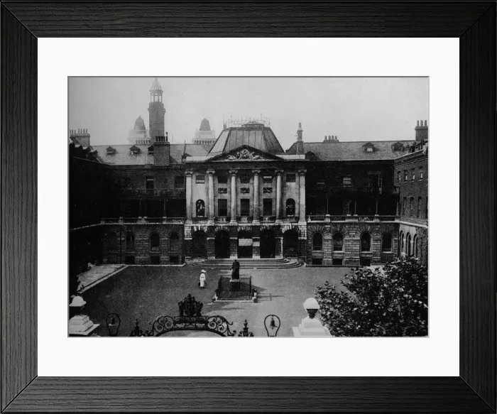 Framed Print : Guys Hospital, c1900, (1912) Framed Print : Guys Hospital, c1900, (1912)