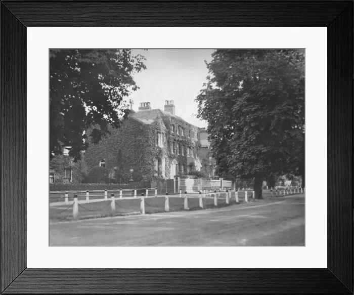 Framed Print : In College Road, Dulwich, (1912) Framed Print : In College Road, Dulwich, (1912)