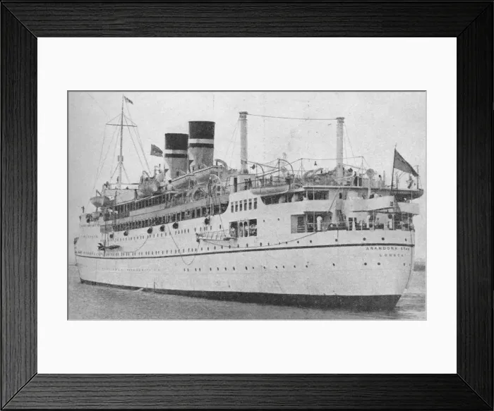 Framed Print : The Arandora Star at the start of a peace time voyage, c1938 (1940) Framed Print : The Arandora Star at the start of a peace time voyage, c1938 (1940)