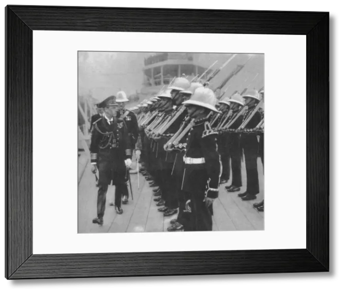 Framed Print : The Prince of Wales inspecting marines at Portsmouth, Hampshire, 1921 (1936) Framed Print : The Prince of Wales inspecting marines at Portsmouth, Hampshire, 1921 (1936)