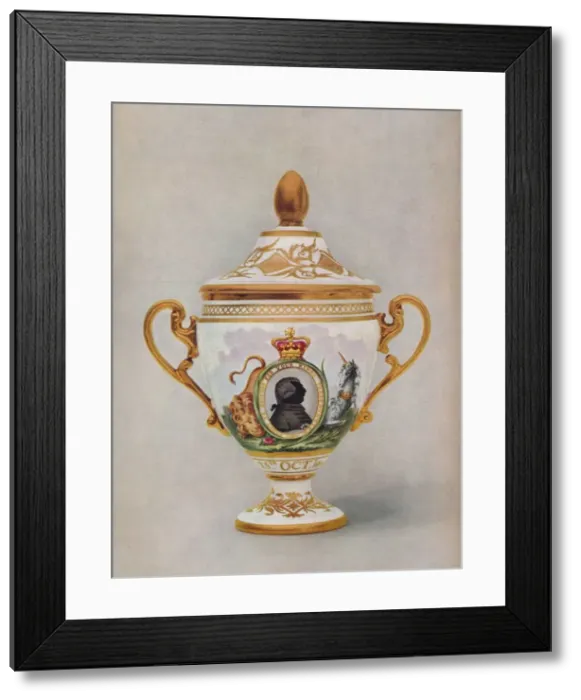 Framed Print : Worcester vase commemorating the Golden Jubilee of King George III, c1809 Framed Print : Worcester vase commemorating the Golden Jubilee of King George III, c1809
