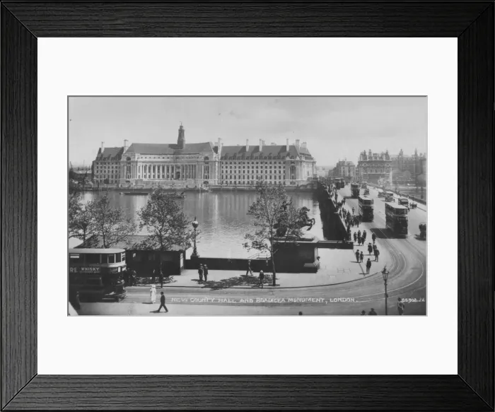Framed Print : New County Hall and Boadicea Monument, London, c1925 Framed Print : New County Hall and Boadicea Monument, London, c1925