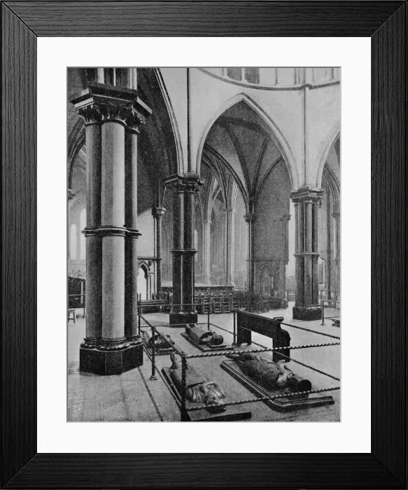 Framed Print : Interior of the Temple Church, City of London, c1905 (1906). Artist: Photochrom Co Ltd of London Framed Print : Interior of the Temple Church, City of London, c1905 (1906). Artist: Photochrom Co Ltd of London