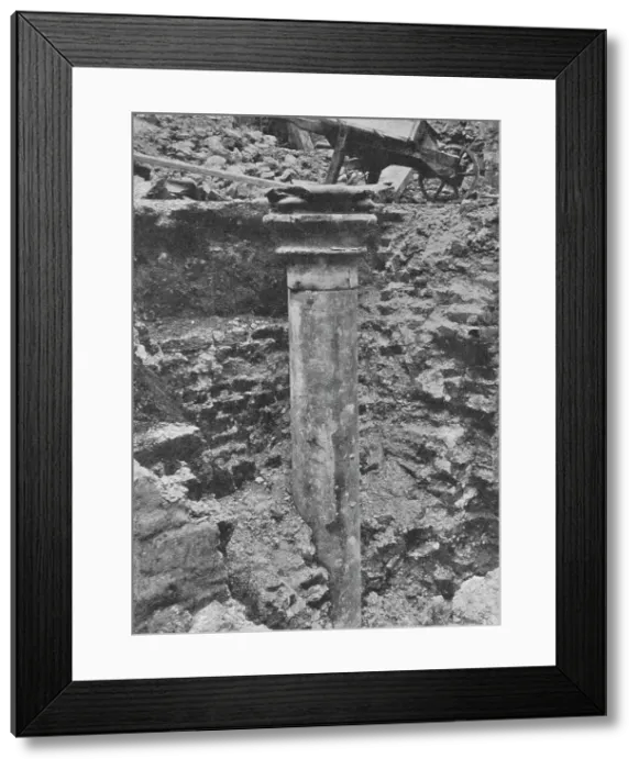 Framed Print : A column of the hall of Blackfriars Priory, City of London, 1906 Framed Print : A column of the hall of Blackfriars Priory, City of London, 1906