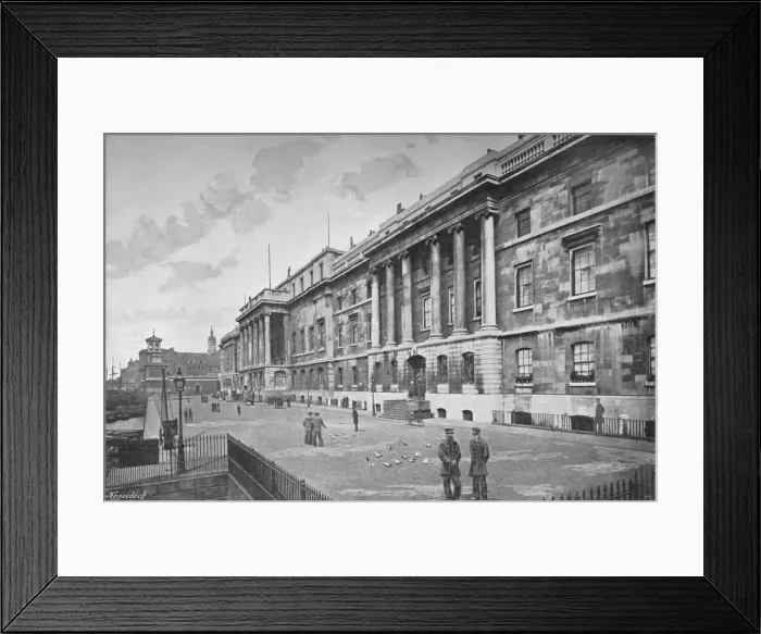 Framed Print : Custom House, City of London, 1911 Framed Print : Custom House, City of London, 1911