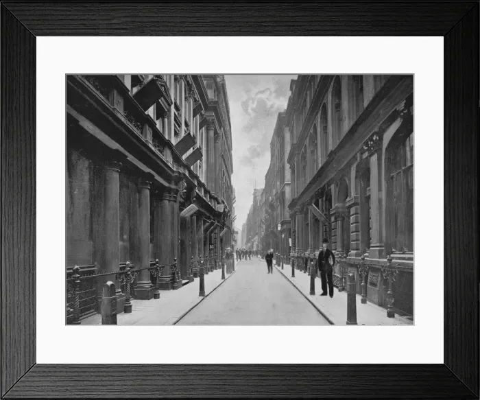 Framed Print : Paternoster Row, City of London, 1911 Framed Print : Paternoster Row, City of London, 1911