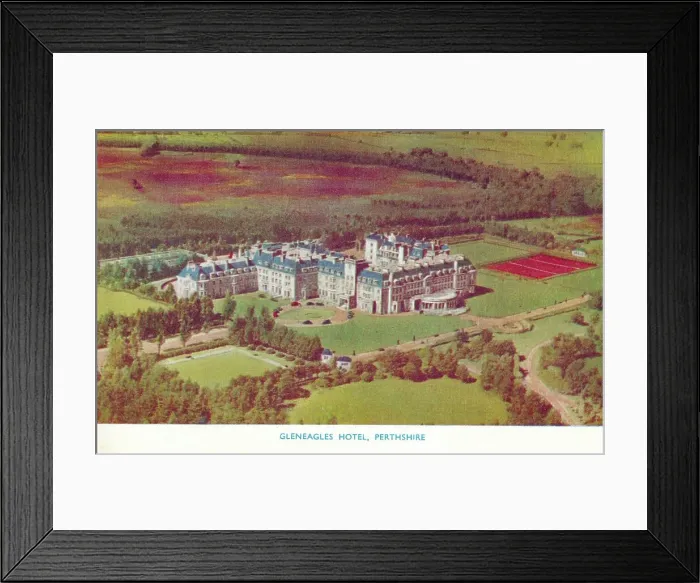 Framed Print : Gleneagles Hotel, Perthshire, c1930 Framed Print : Gleneagles Hotel, Perthshire, c1930