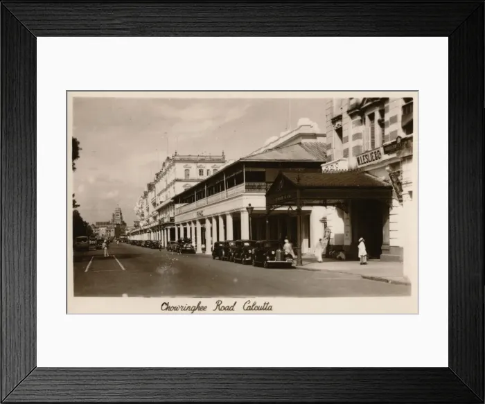 Framed Print : Chowringhee Road, Calcutta, c1940 Framed Print : Chowringhee Road, Calcutta, c1940