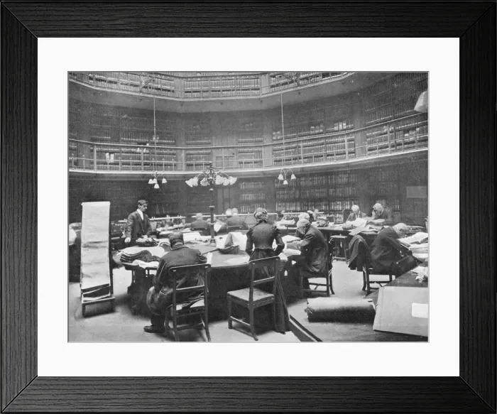 Framed Print : Visitors searching through volumes at the Public Record Office, Chancery Lane, London, 1903 Framed Print : Visitors searching through volumes at the Public Record Office, Chancery Lane, London, 1903