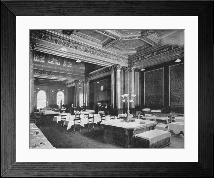 Framed Print : Coffee room of the Carlton Club, London, c1900 (1901) Framed Print : Coffee room of the Carlton Club, London, c1900 (1901)
