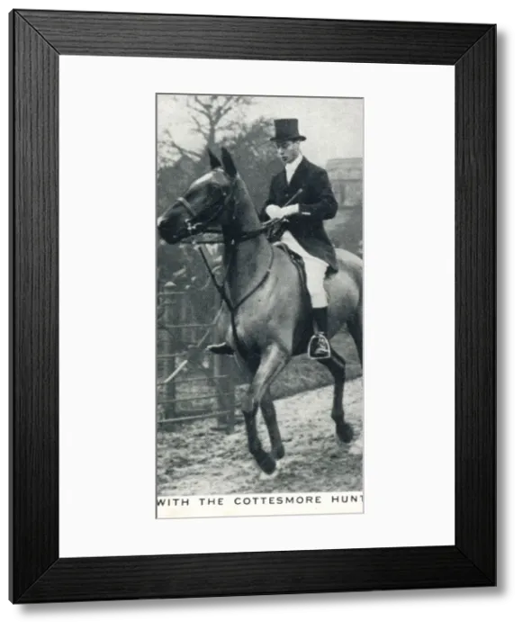 Framed Print : With the Cottesmore Hunt, c1927 (1937) Framed Print : With the Cottesmore Hunt, c1927 (1937)