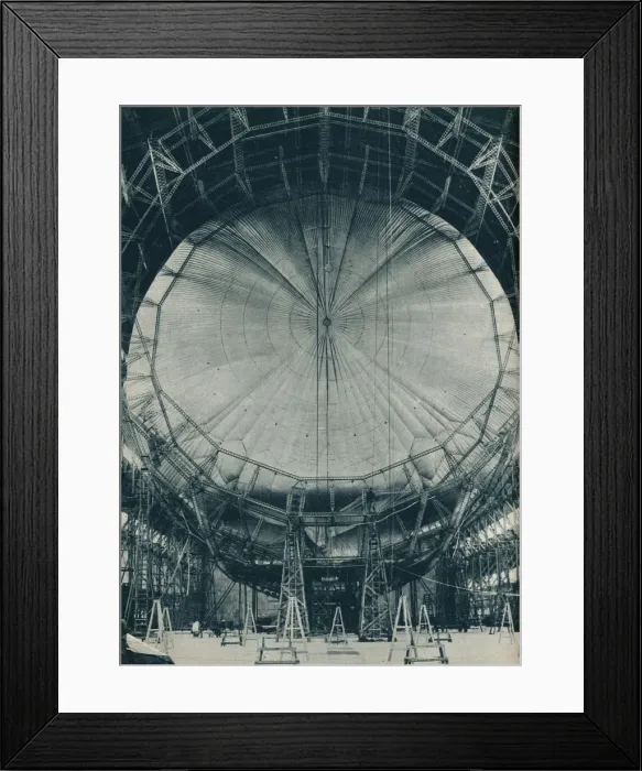 Framed Print : The internal structure of the airship R101, c1929 (c1937) Framed Print : The internal structure of the airship R101, c1929 (c1937)